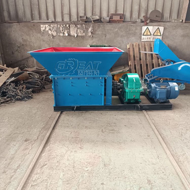 大型双辊破块机