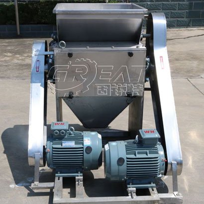 尿素粉碎机