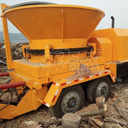 大型移动圆盘式木皮粉碎机