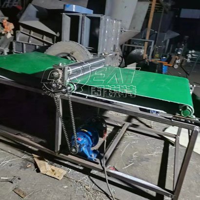 平台式木皮切丝机