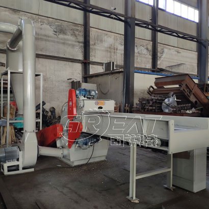 强制进料锯末机