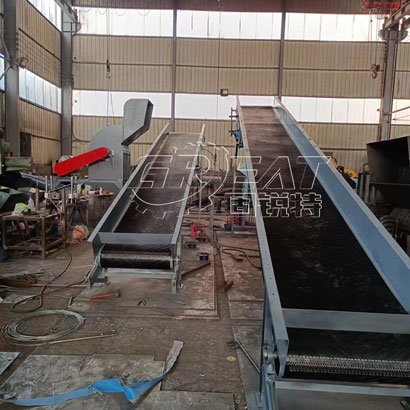 输送带上料秸秆粉碎机